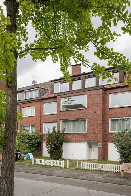 New York Apartment: Central Duisburg Retreat Exterior photo