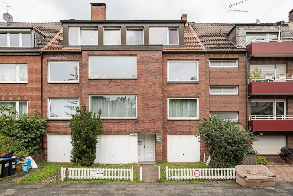 New York Apartment: Central Duisburg Retreat Exterior photo